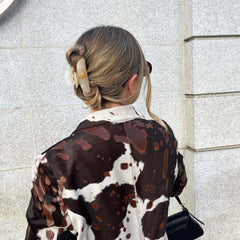 Fohufo monogram hair clip B adds a stylish touch to casual and formal looks
