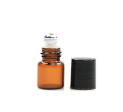 Furnido 1ml mini bottle with stainless steel roller for easy oil dosing.