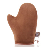 GAIYAH self tanning mitt applicator for smooth, streak-free results.