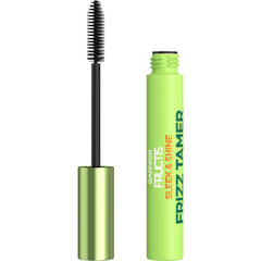 Aplicación ligera con varita Garnier Fructis para retoques rápidos