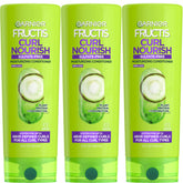 Garnier Fructis Curl Nourish, textura cremosa para rizos definidos y suaves.