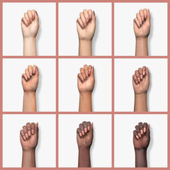 Gelish Foundation Flex base retirada fácilmente con quitaesmalte.
