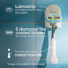 Four-blade refill designed for a close shave and smooth results.