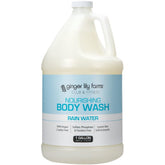 Ginger Lily Farms Club & Fitness: botella espumosa para ducha diaria