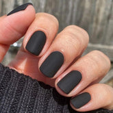 GLAMERMAID Velvet Black cortas cuadradas con acabado mate para uso diario