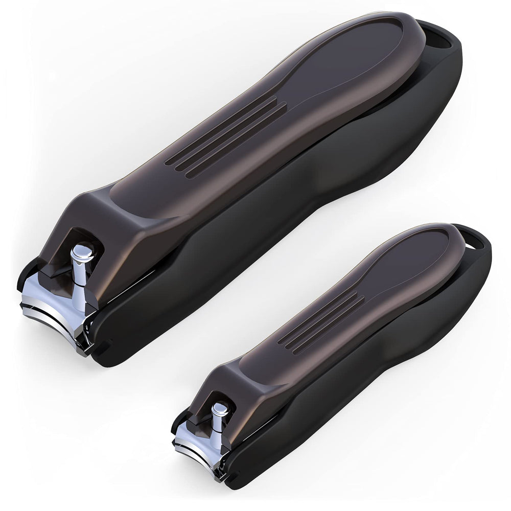GLAMFIELDS nail clipper catcher in use with no splash design that keeps the area tidy.