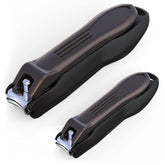 GLAMFIELDS nail clipper catcher in use with no splash design that keeps the area tidy.