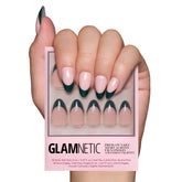 Glamnetic Château: uñas en vista frontal con acabado brillante para un look pulido