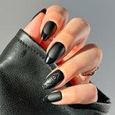 Glamnetic Deathly Hallows uñas con acabado mate y brillo para look temático