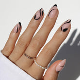 Glamnetic únas Ola de Tinta, acabado brillante para un look elegante
