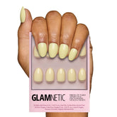 Glamnetic uñas postizas amarillo pastel con acabado brillante para un look fresco
