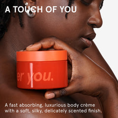 Glossier Crème de You ofrece hidratación 24 horas para piel cómoda.
