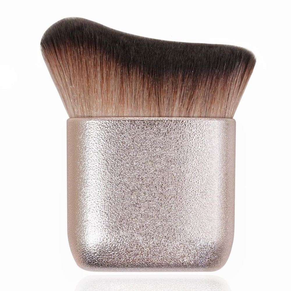 GOERTI Self Tanner Brush designed for flawless face and body application.