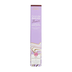 GrandeMASCARA wand closeup highlights precise application for length