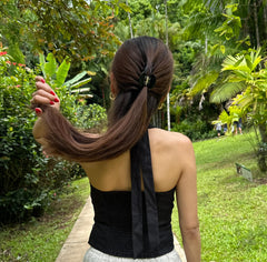 Hana Mia acetate black hair clip with soft shine for everyday elegance.