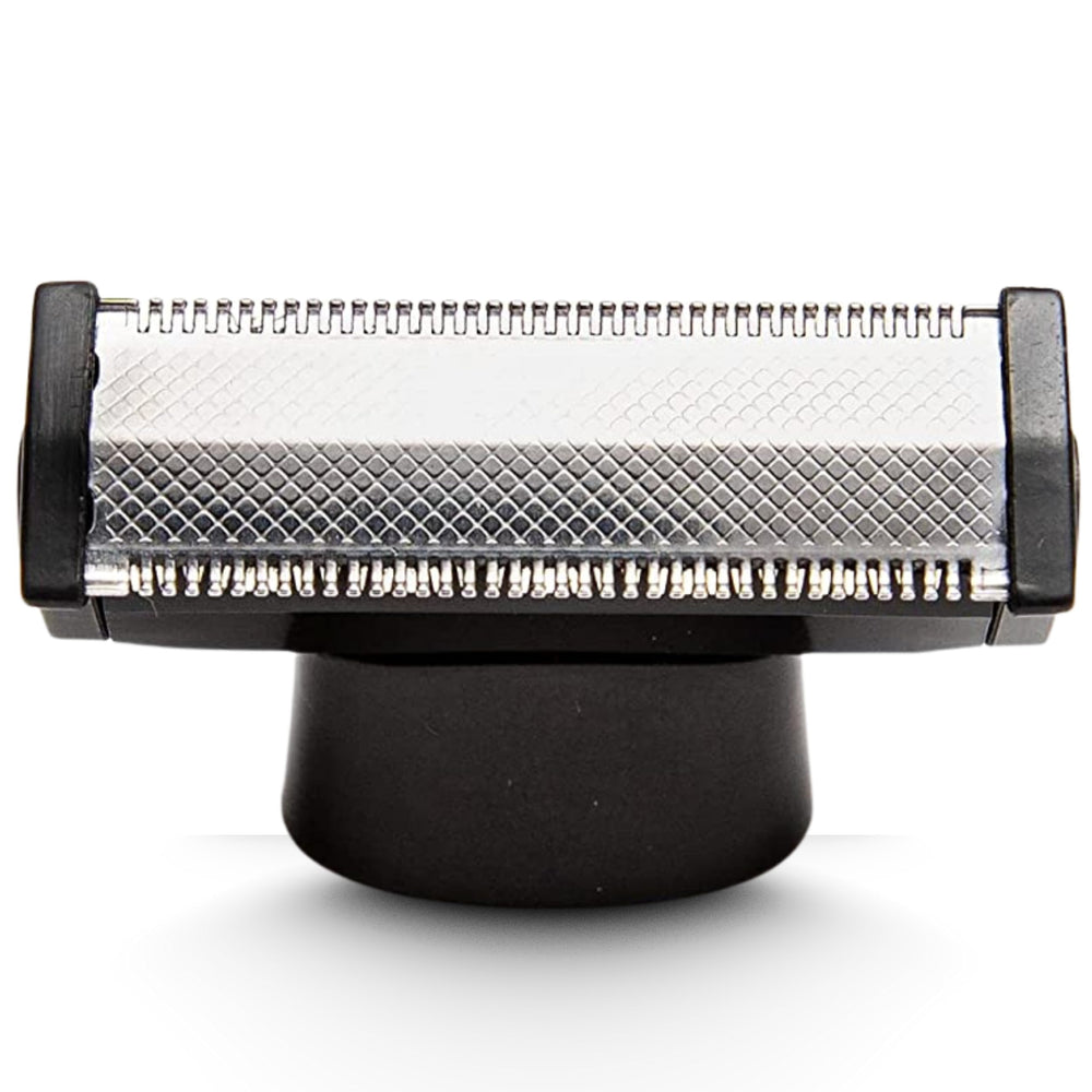 HAPPY NUTS The Ballber replacement blade close-up shows dual-edge design for precise manscaping.