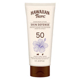 Hawaiian Tropic crema solar antioxidante SPF 50, textura suave para uso diario.