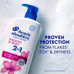 Creamy lather from Head & Shoulders 2-in-1 formula ready for cleansing.