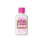 Hempz Loción corporal Pastel de vainilla con crema de mantequilla, edición limitada, formato de viaje para hidratación diaria.
