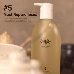 Close-up of fermented Korean soybean extract used in Hesul shampoo.