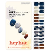 Heyhae, diseño marble azul primavera en tiras gel para uñas elegantes.