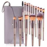 HEYMKGO 15-piece brush set with champagne gold handles for precise, seamless makeup.