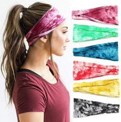 Bandana Huachi para mujer en primer plano, ideal para yoga y cabello recogido.