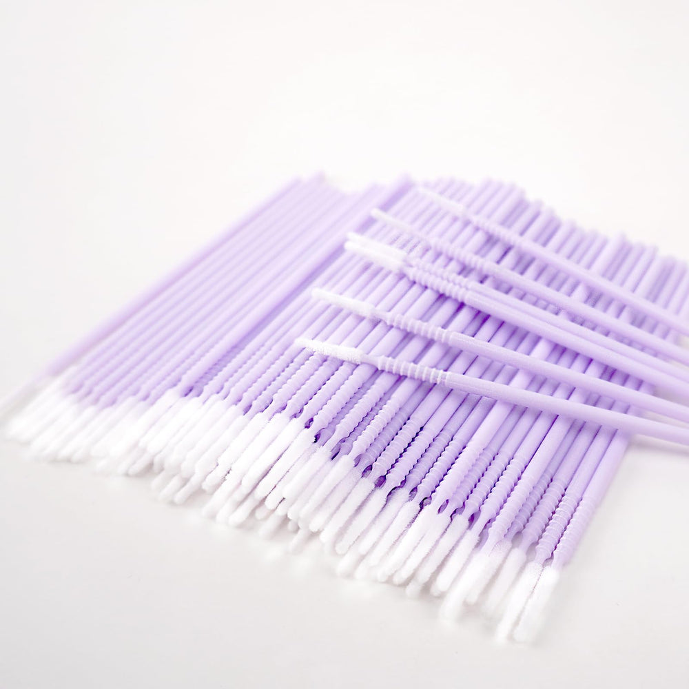 i-laesh microswab packaging showing two 100-piece bags for lash extensions