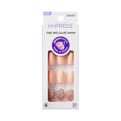Uñas imPRESS Evanesce beige sin pegamento, forma ovalada y corta para un look natural