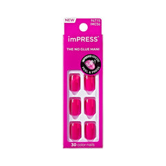 Uñas imPRESS All Smiles rosa corto en forma squoval, aspecto natural para uso diario.