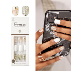 Uñas postizas imPRESS Astound en blanco para un look natural y cómodo.