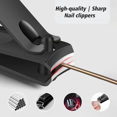 Insaizom Cool Manicure Set in travel bag, keeps grooming essentials ready.