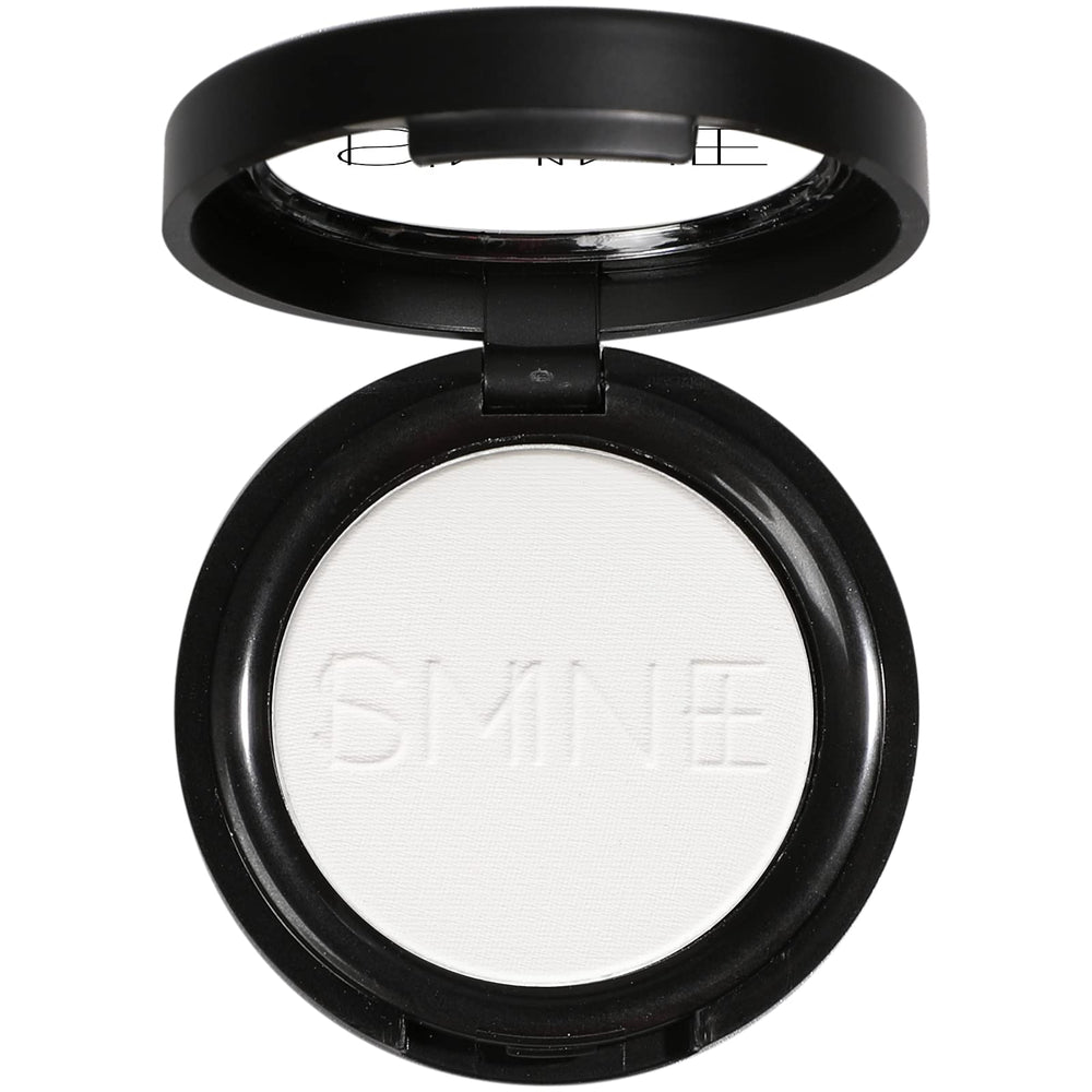 IS'MINE single white matte eyeshadow palette with pure matte finish for bright eye looks.
