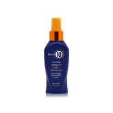 It's a 10 Haircare Miracle sin enjuague con keratina, aporta suavidad y protección al cabello.