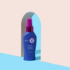Its A 10 Milagro Leave-In, aplicación suave, desenreda y suaviza el cabello.
