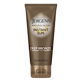 Jergens bronceador instantáneo en botella para color natural.