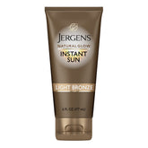 Jergens bronceador instantáneo en tono claro para la piel.