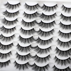 JIMIRE 3D cat-eye lashes close-up showing longer tips for dramatic flare.