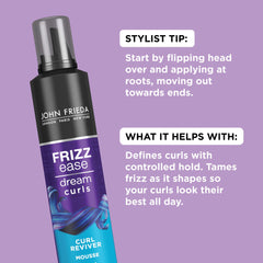 Definición dinámica con Dream Curls Mousse para rizos con movimiento