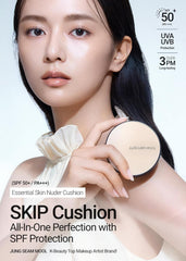 Jung Saem Mool blending tool for flawless texture adjustment.