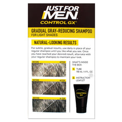 Aplicación de Just for Men Control GX en la ducha para uso diario.
