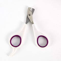 Kaytee Pro-Nail Trimmer Purple blade close-up highlights clean trims.
