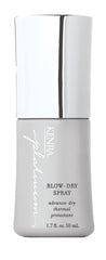 Kenra Platinum Blow-Dry Spray en botella ofrece protección térmica y secado más rápido para cabello medio a grueso.
