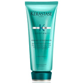 KÉRASTASE Extentioniste Fondant bottle ready for detangling and length care.