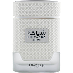 Khadlaj Shiyaaka Snow bottle top notes deliver crisp citrus for daily freshness.