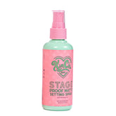 Envase de KimChiChic Stage Proof Mist, práctico para retoques al salir.