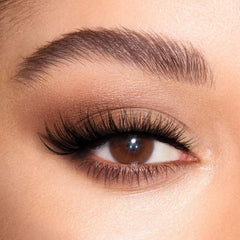 Kiromiro Lashes natural look 14mm in a soft morning routine.