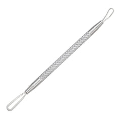 La Chat blackhead remover tool close-up showing precise pore extraction