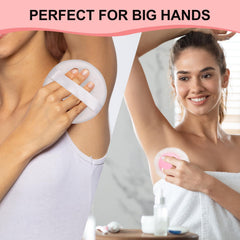 LAKIRA cotton-soft powder puff provides gentle blending and strong powder pickup.