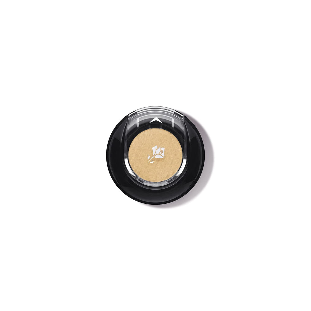 Lancôme Color Design single eyeshadow compact close-up showing rich pigment and crease resistance for all-day wear.
